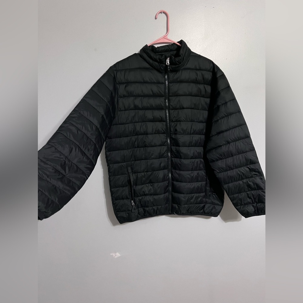 Swiss tech- Down weather coat- Men’s size 38-40- Black
